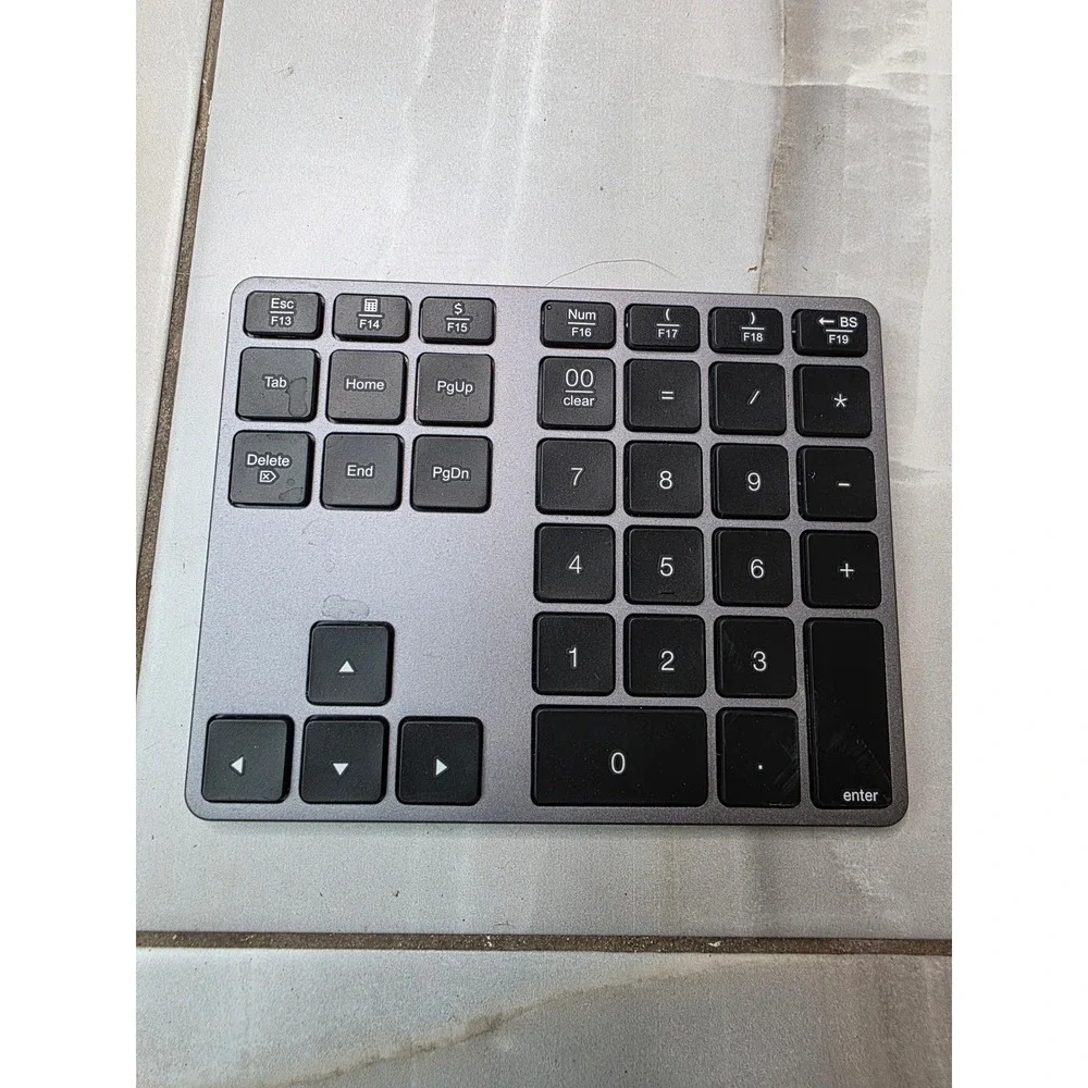 Wireless Bluetooth Numeric Keypad 34 Keys Slim External Numpad Space USB-C‎ A6